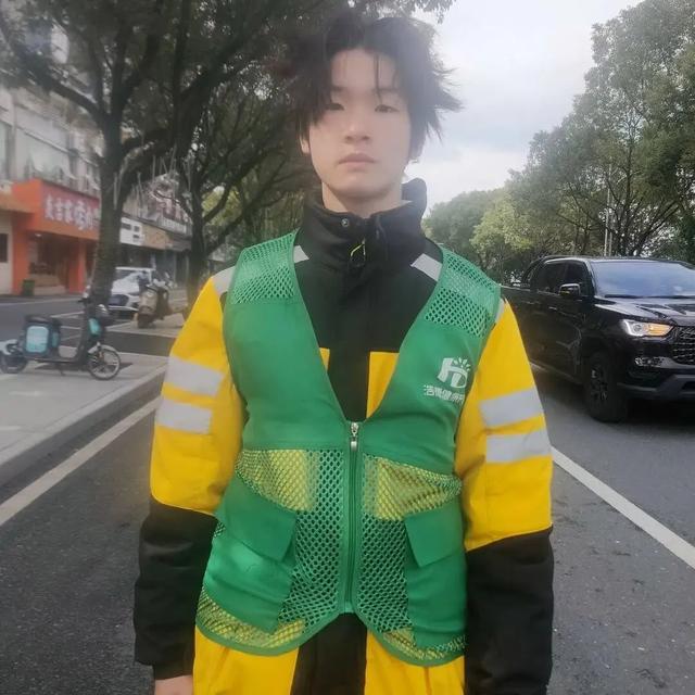 白应苍当庭忏悔视频流出 向中国人民道歉：我痛恨诈骗