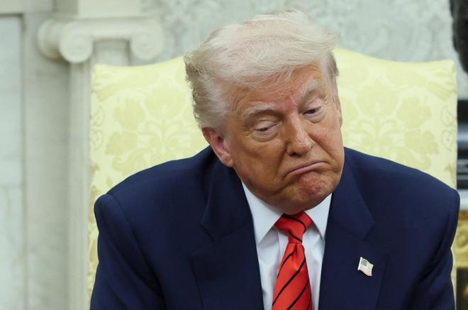 特朗普罕见承认：我犯了个大错