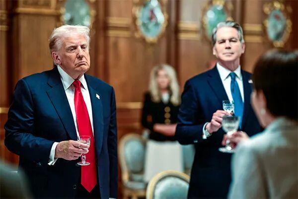 “特朗普表面支持高市,背后暴怒”