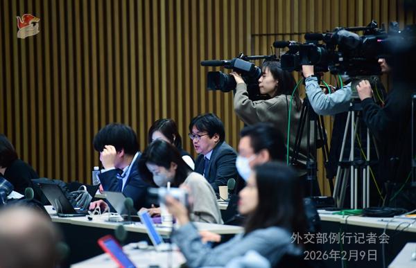 中国是否出席＂和平委员会＂首次领导人会议 外交部回应